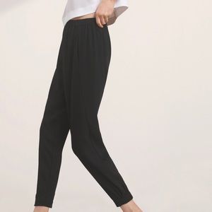 Aritzia Black jogger pants